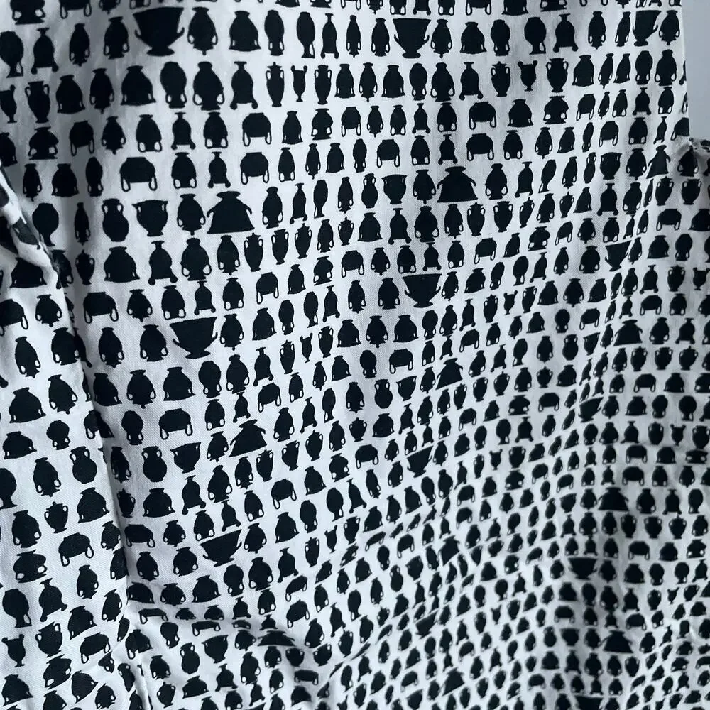 Kate Spade Saturday Ceramic Vase Print White Black Sleeveless Top Work Business